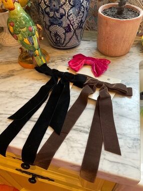 Set of 3 new bow detail barrettes by New Day